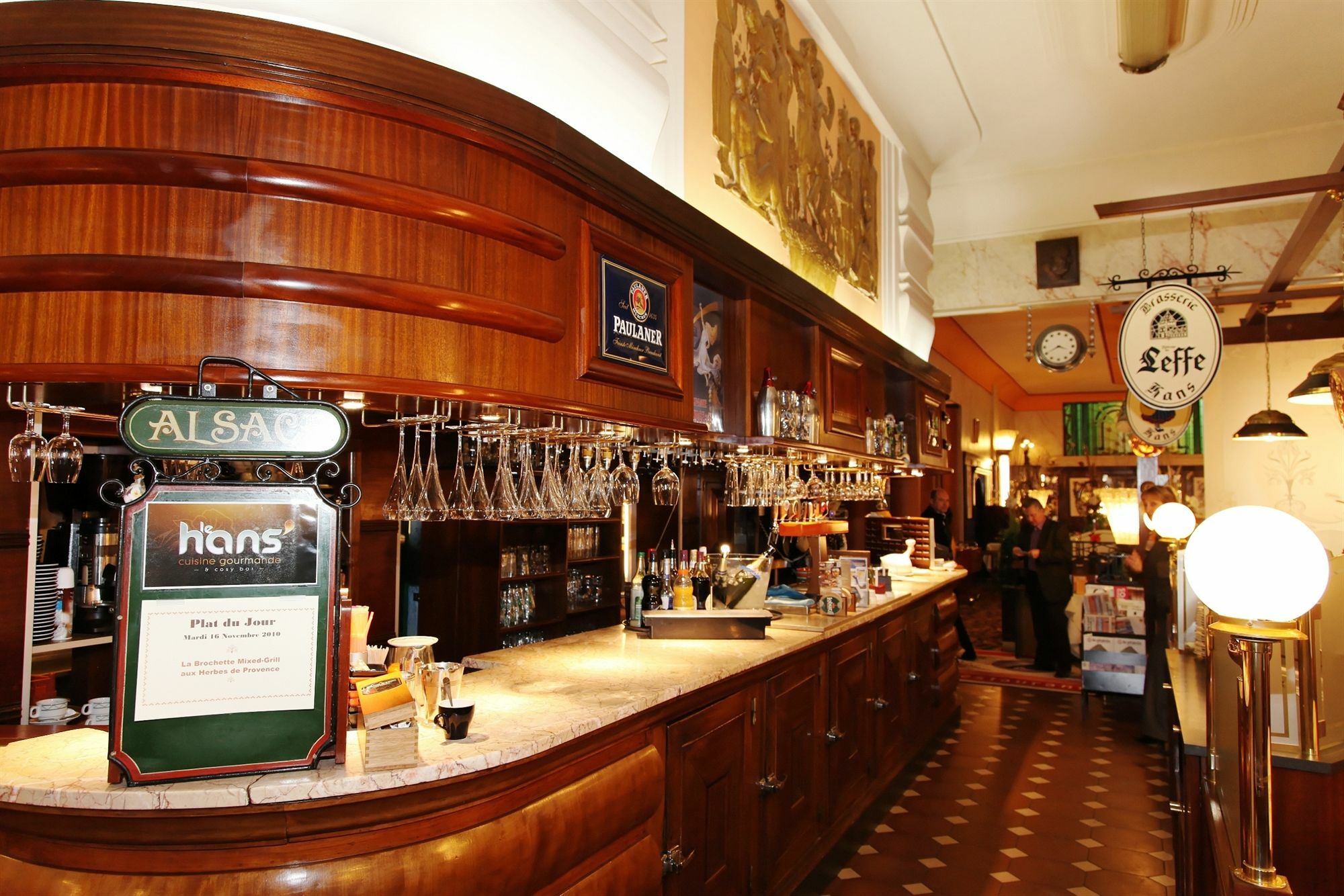 Le Grand Hotel Valenciennes Exterior photo